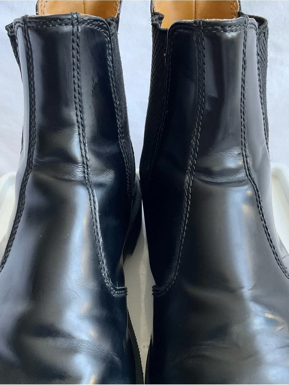 Dr. Martens | 2976 Black Smooth Leather Chelsea Boots | UK 8 US 9
